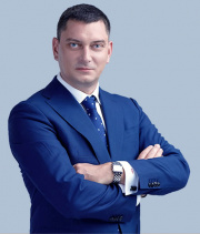 Максим Батырев